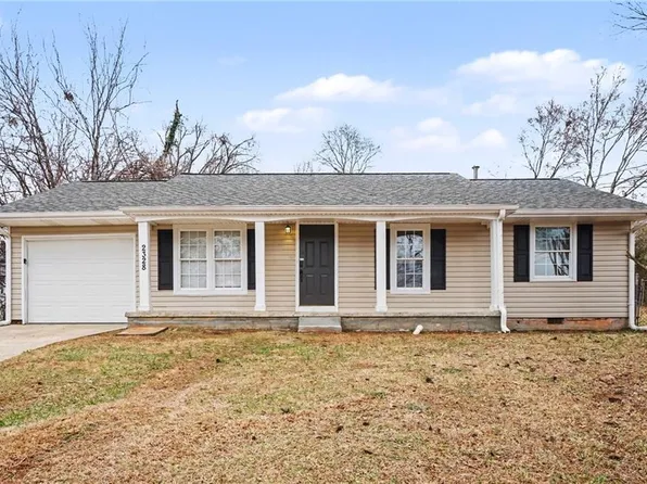 2328 Emerald Lake Ct, Decatur, GA 30035