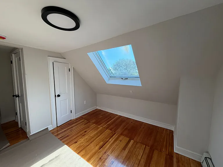 271 Elm St — Photo 17
