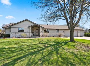 W2251 Pine Ln, Freedom, WI 54130