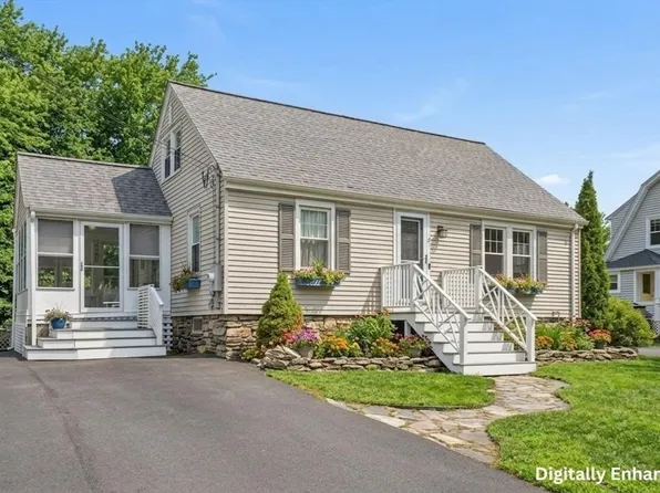 21 Park St, Shrewsbury, MA 01545