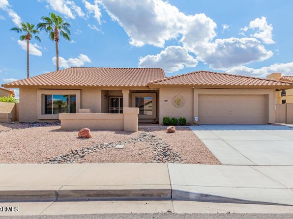 2563 N Tamarisk St