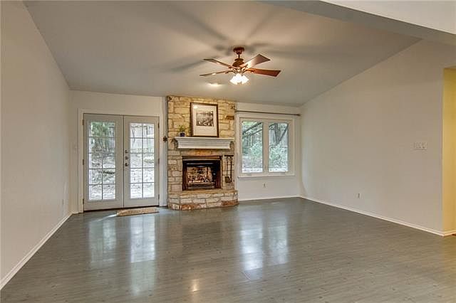 1st image of 10107 Devereux Dr