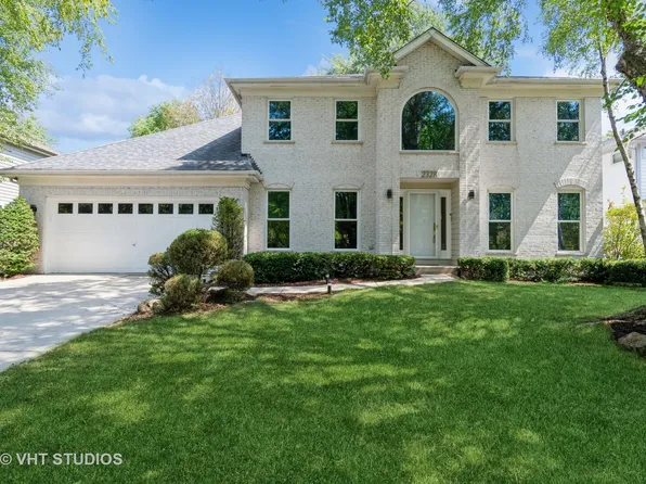 2328 Keystone Ct, Naperville, IL 60565