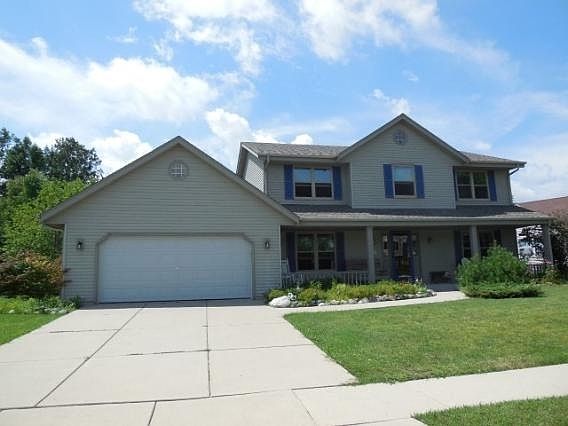1st image of W209N16431 Glen Brooke Dr