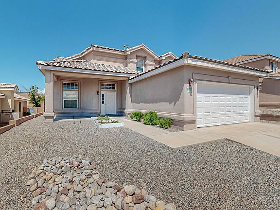 3rd image of 10407 Chaparro Dr NW