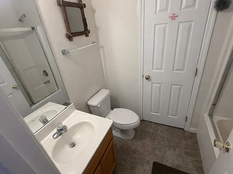 751 Plantation Dr — Photo 9