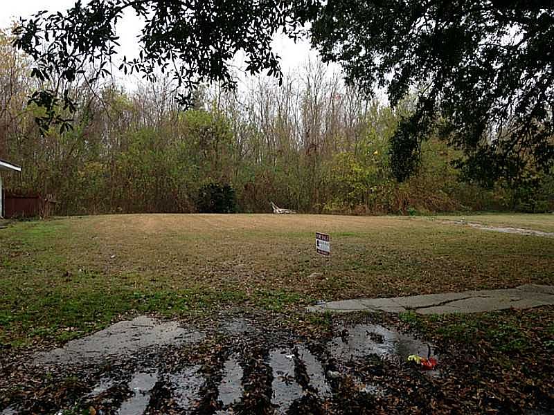 1st image of 4900 Gawain Dr
