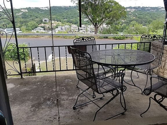 4th image of 2111 Scenic Dr