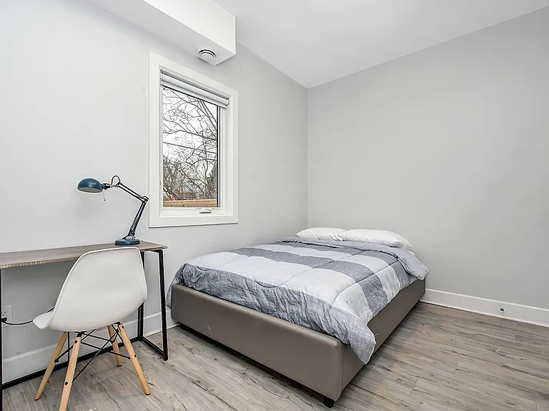 18 McArthur Ave #2D — Photo 12