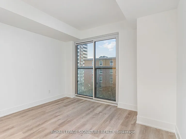 370 Martha St #304 — Photo 15