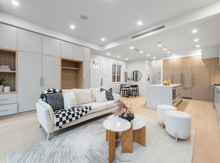 2134 E 10th Ave, Vancouver, BC V5N1X3