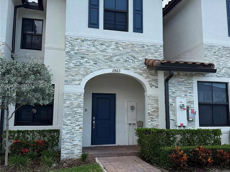 11863 SW 247th Ter #11863 — Photo 13