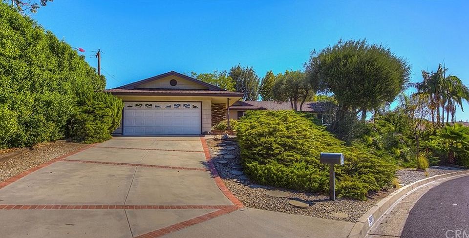 1st image of 1266 Valle Vista Dr
