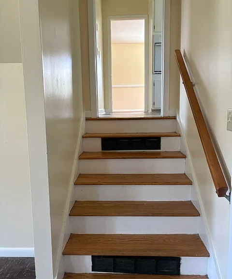 324 Shoreline Dr — Photo 9