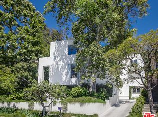 556 Dryad Rd, Santa Monica, CA 90402