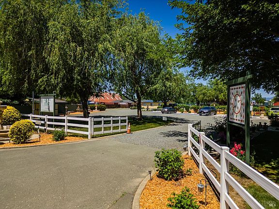 4th image of 2290 Soda Bay Road