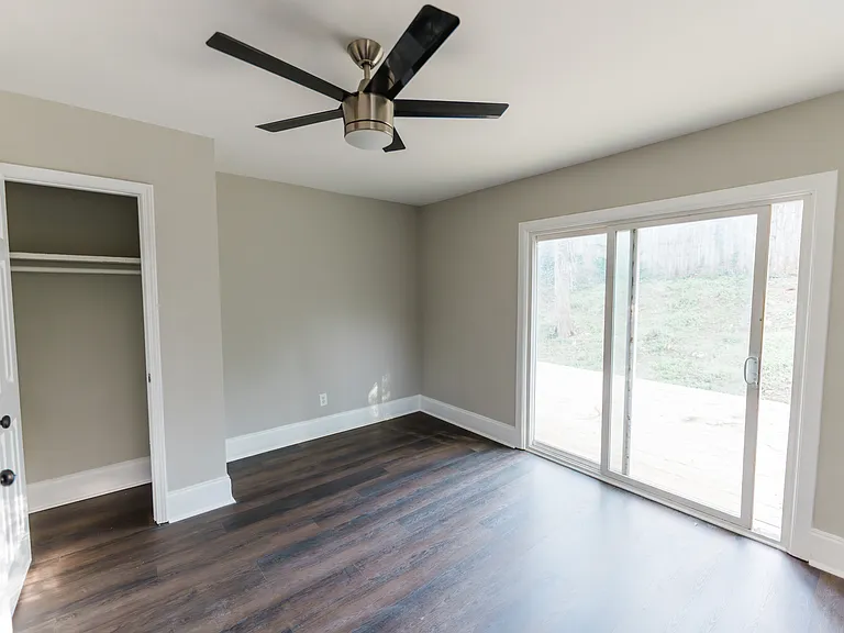 2931 Glenwood Ave SE — Photo 18