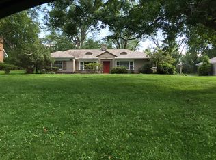 24620 Bryden Rd, Beachwood, OH 44122