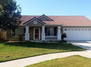 1382 Muscat Ct, Hanford, CA 93230
