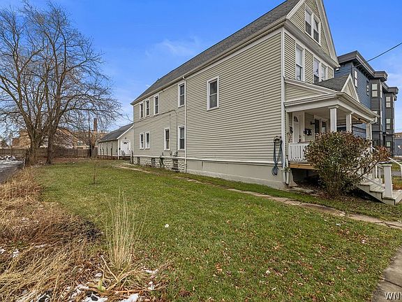 3rd image of 637 West Ave