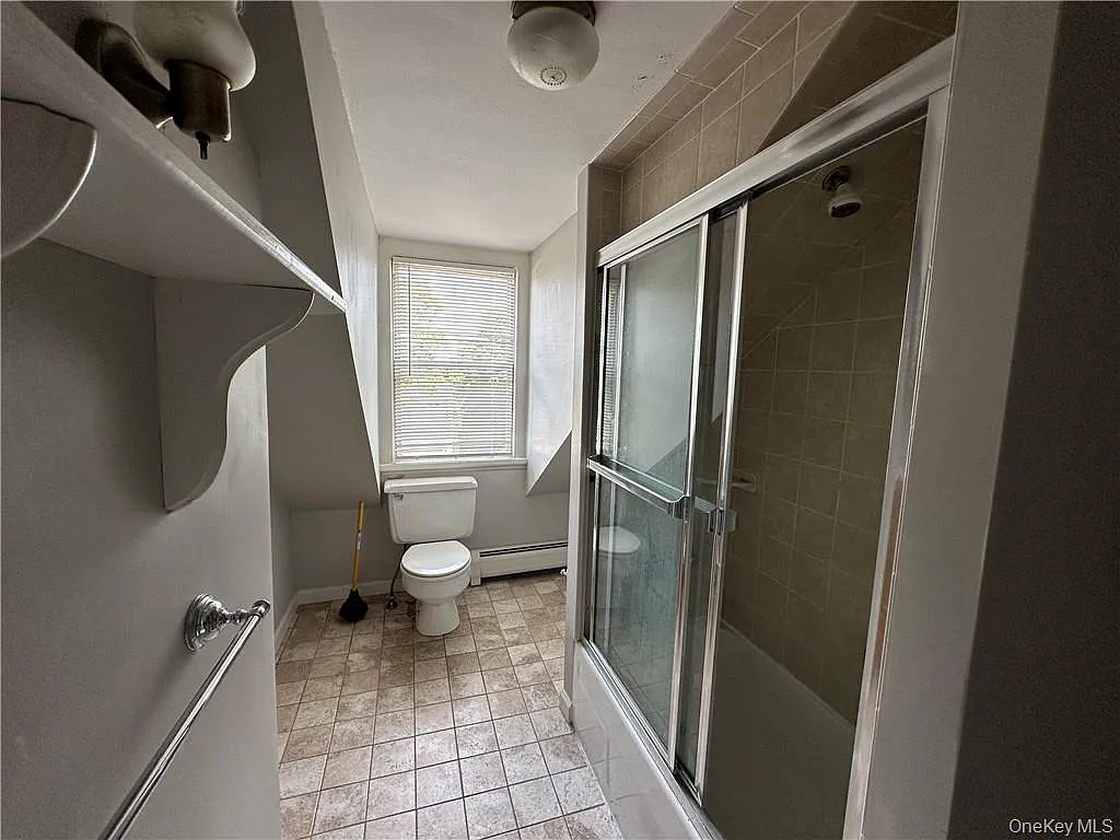 1 bed, 1.0 bath, 600 sqft, $2,000 — Photo 2