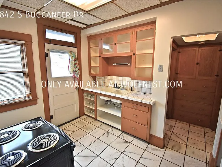 2842 S Buccaneer Dr — Photo 8