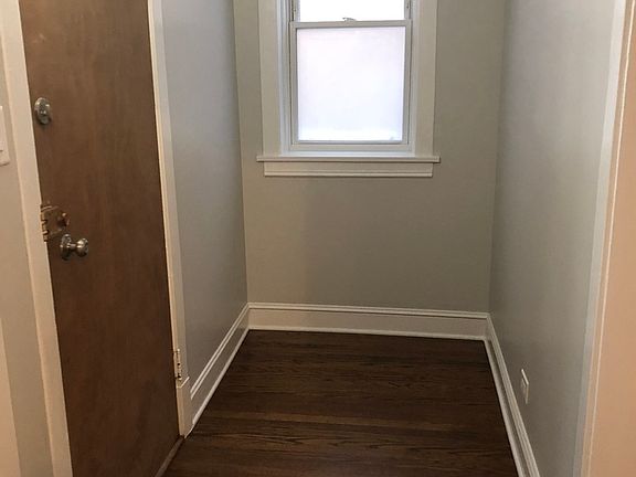 2nd image of 4716 N Whipple St #1