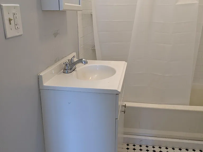 162 Lockwood Ave #1 — Photo 20