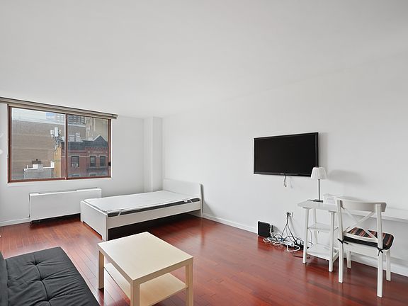 2nd image of 393 W 49th St APT 5P