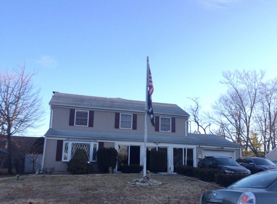 2nd image of 68 Barrington Ln
