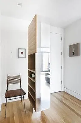 Rented by R New York | media 42