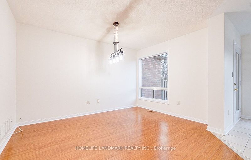 Oakville Townhouse for rent - 3 Bedrooms — photo 7