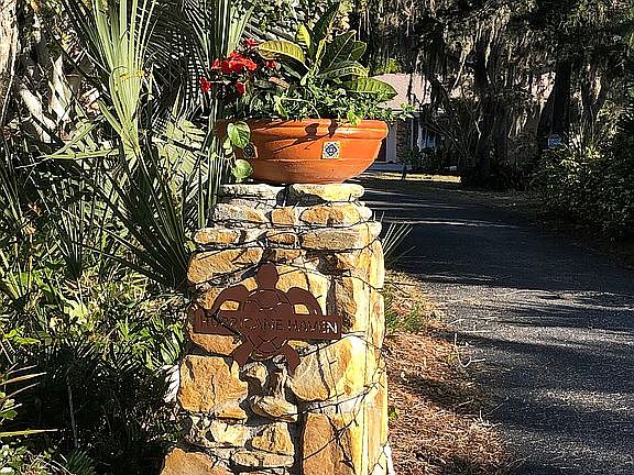 3rd image of 1380 Bayshore Dr
