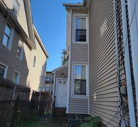 2nd image of 40 5th Street