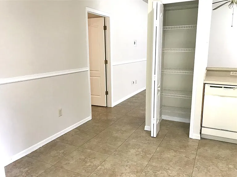 1724 Riveredge Rd — Photo 6