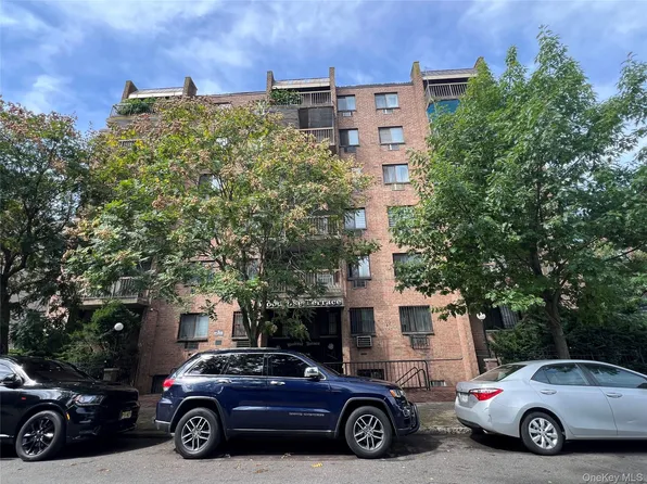 3808 147th Street #6E, Flushing, NY 11354