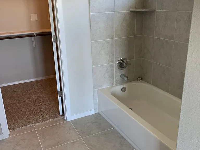 8116 Bronco Ln — Photo 19