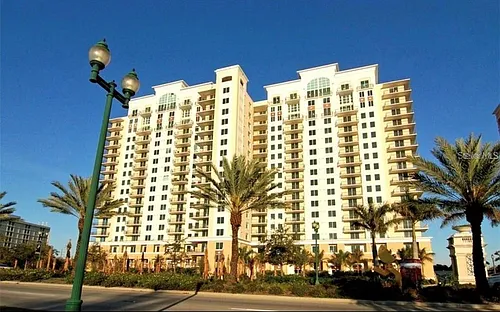 800 N Tamiami Trl Photo 1