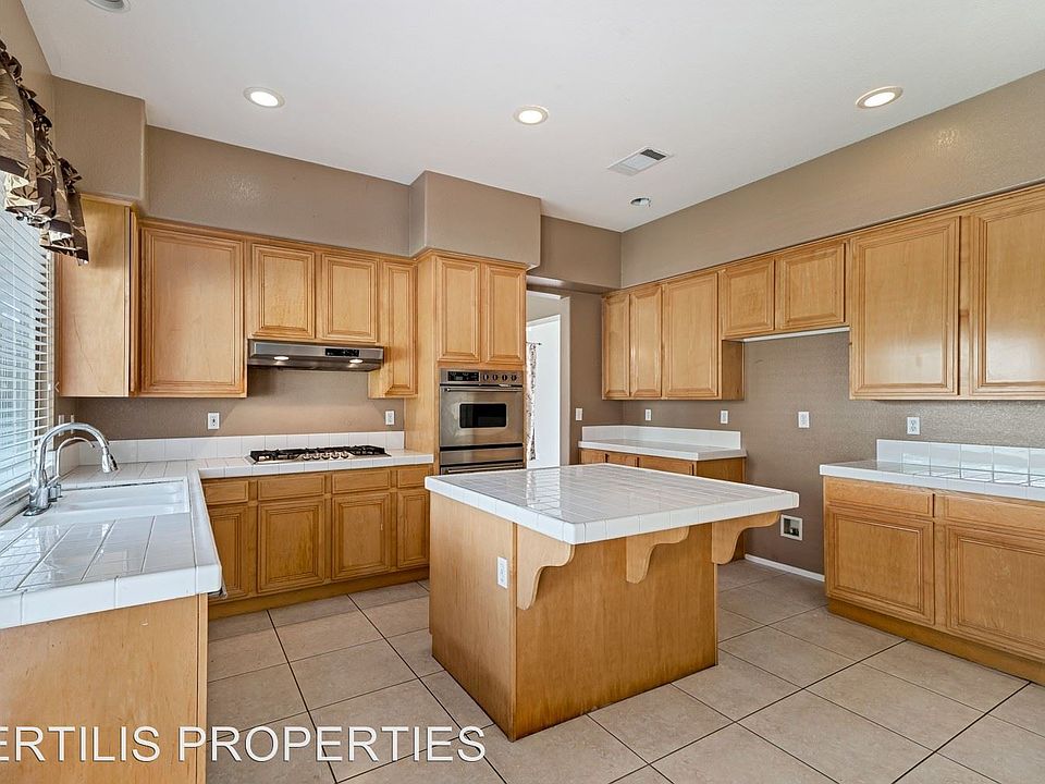 1st image of 3162 Pinehurst Dr