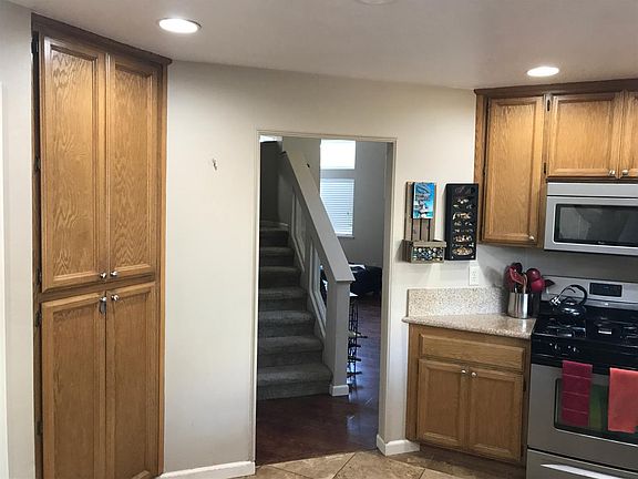 3rd image of 3439 Skyward Ct