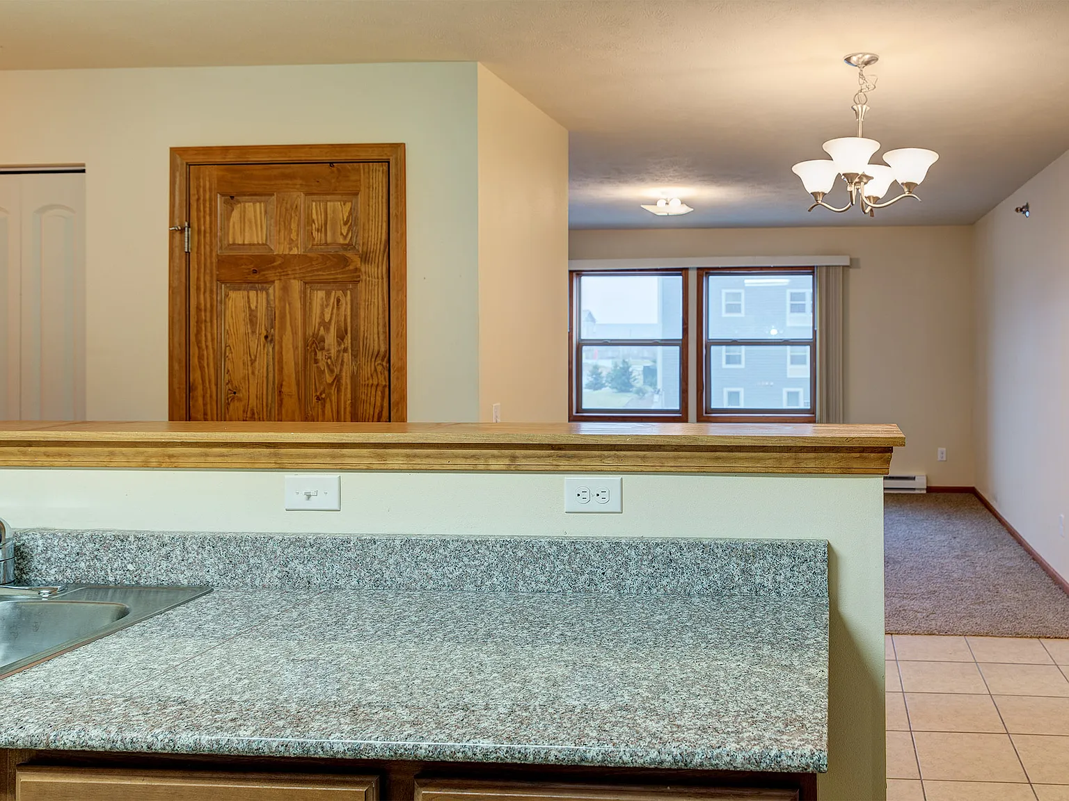 Large 3br/2ba Apartment In Harvest Hills! — Photo 2