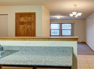 3312 29th St W APT 106, Williston, ND 58801