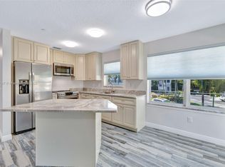 2929 SE Ocean Blvd APT F6, Stuart, FL 34996