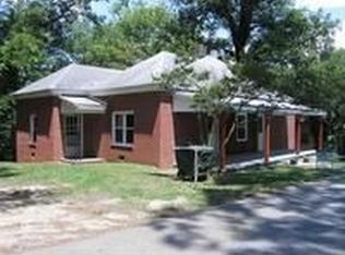 45 Aaron St, Royston, GA 30662