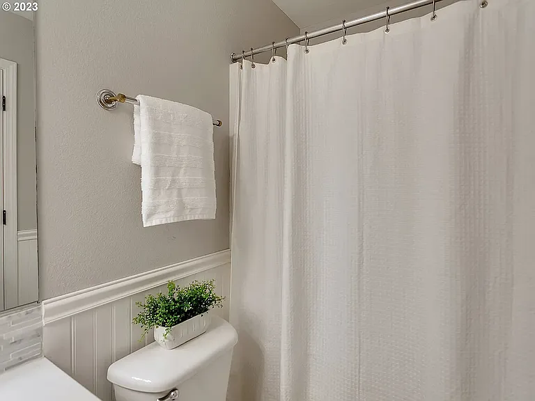 15842 NW Hackney Dr — Photo 20
