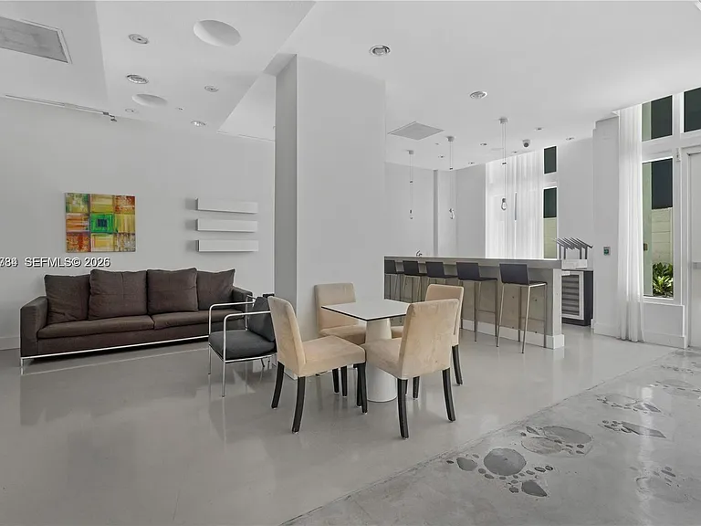 234 NE 3rd St #2109 — Photo 3