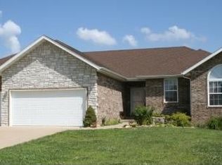 3884 S Hemlock Ave, Springfield, MO 65807