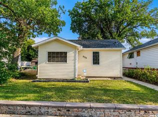 806 Stadacona STREET W, Moose Jaw, SK S6H 2A6