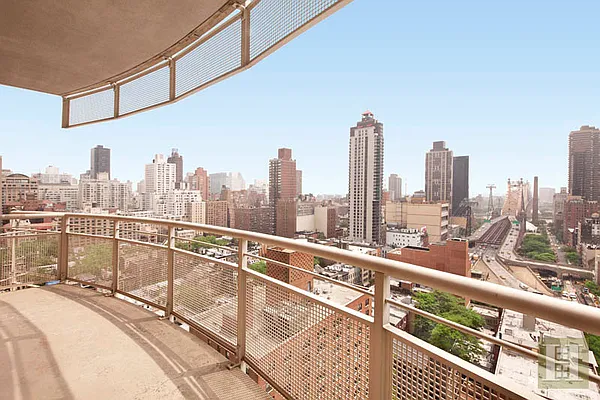 Sold by Halstead Real Estate | media 16