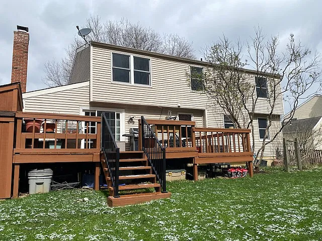 4 bed, 2.5 bath, 2262 sqft, $2,800 — Photo 2